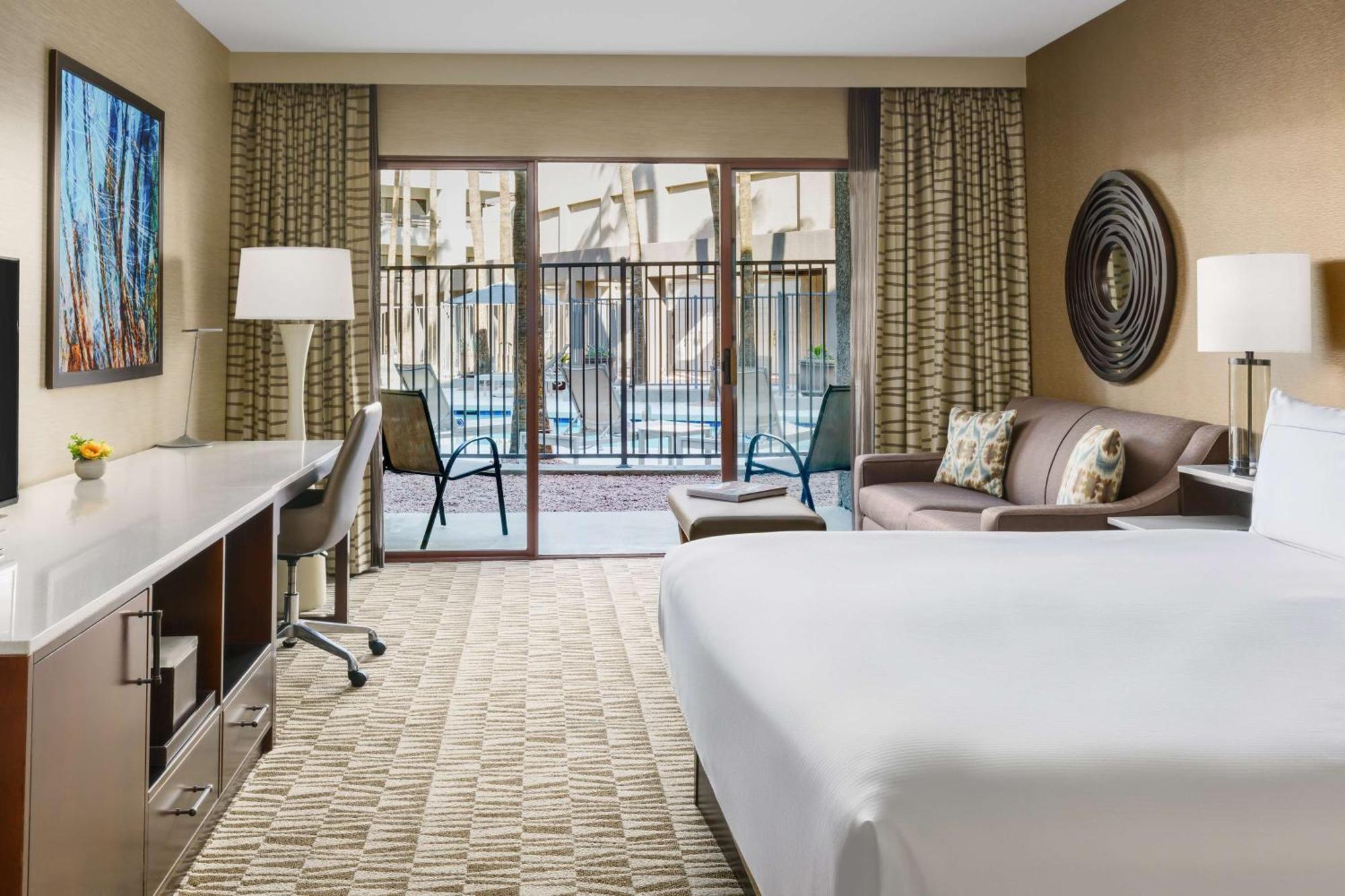 Hilton Phoenix Airport Exterior foto