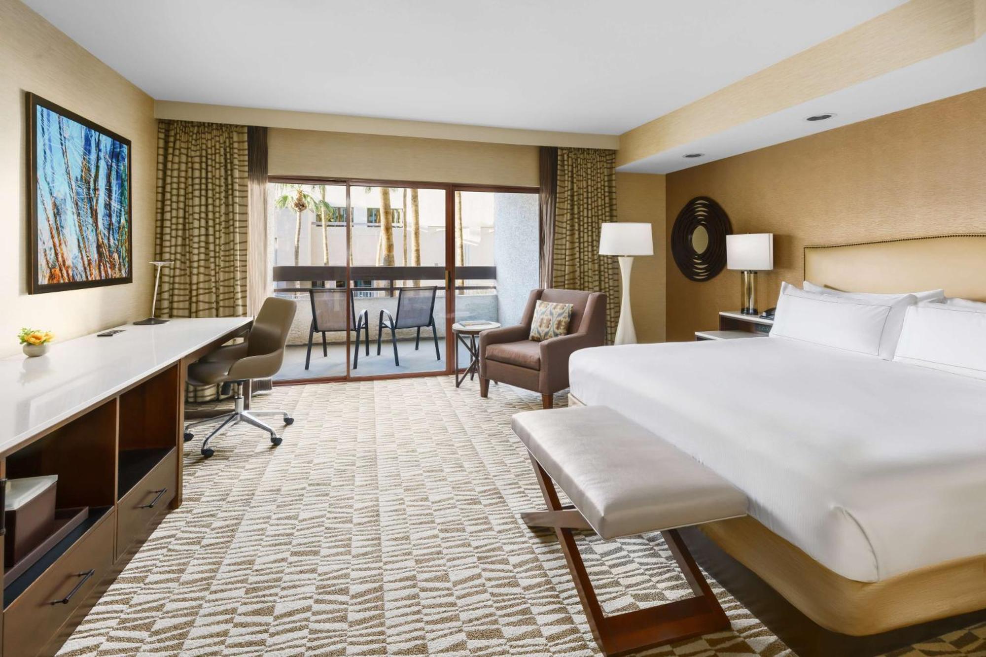 Hilton Phoenix Airport Exterior foto