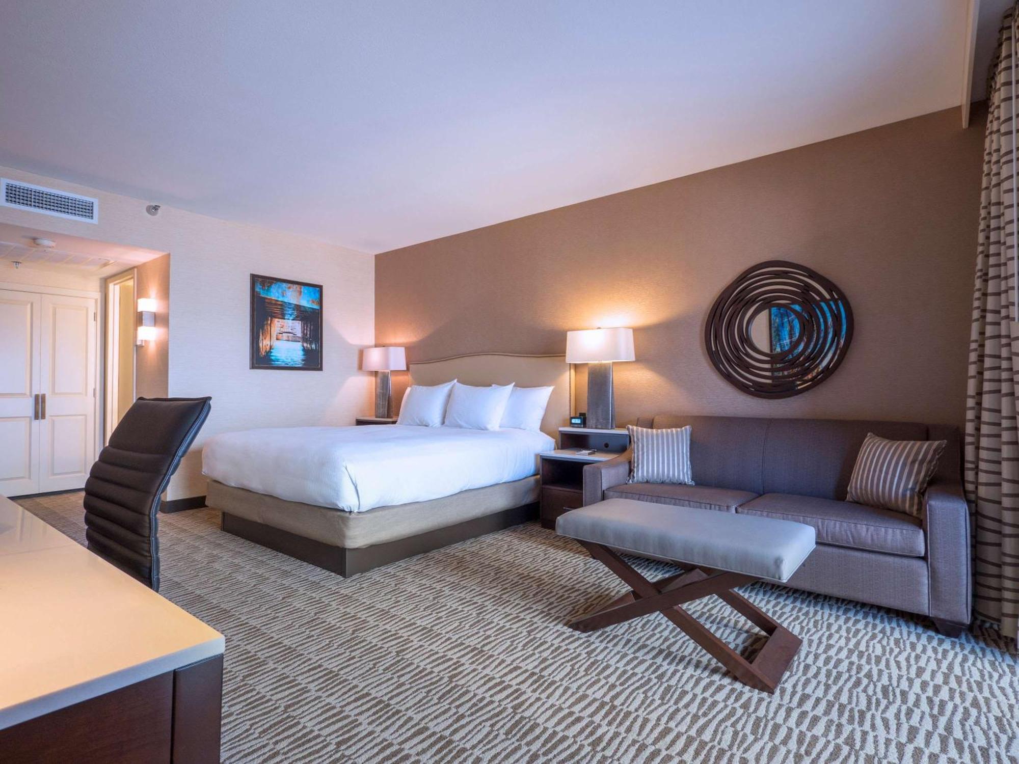 Hilton Phoenix Airport Exterior foto